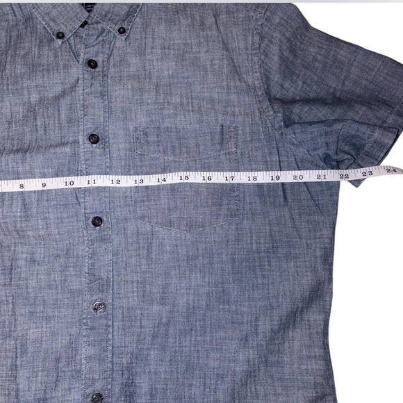 GAP Mens Casual Gray Blue Chambray Button-Down Shirt Size Medium - Picture 4 of 5